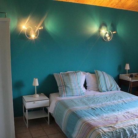 クリュニー Ferme De La Corbette Bed & Breakfast エクステリア 写真